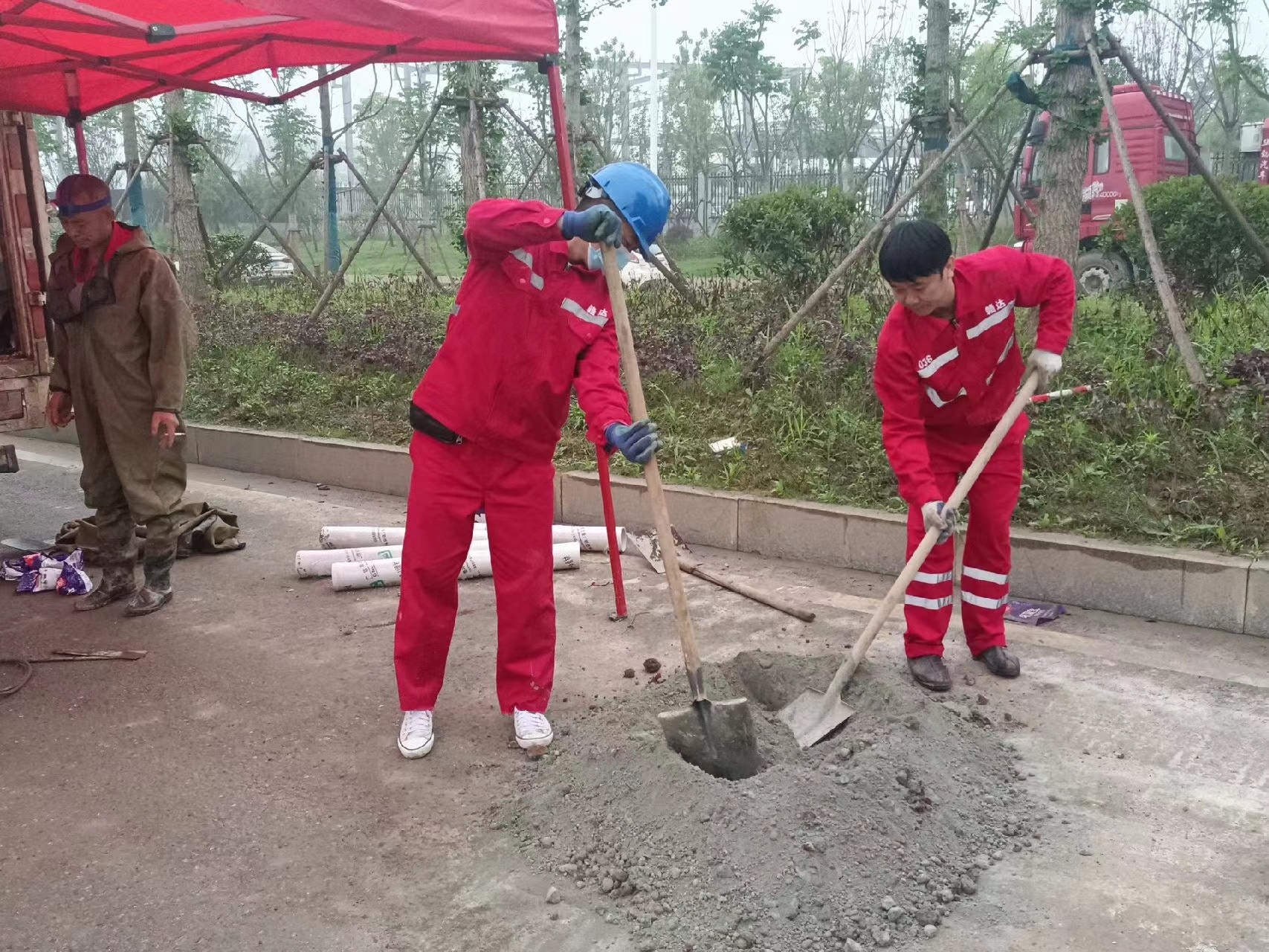 青羊管道疏通哪家好】及时进行市政管道清淤